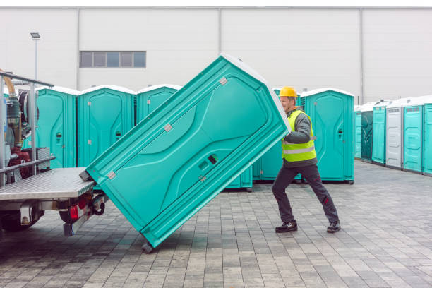 Best Standard Portable Toilet Rental  in Rosamond, CA